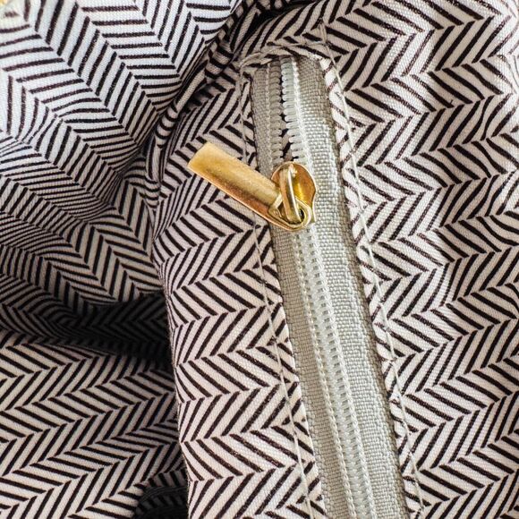 Slim Pebbled Vegan Leather Crossbody Bag Tan Tassels Adjustable Strap 9" x 9" - Picture 9 of 10